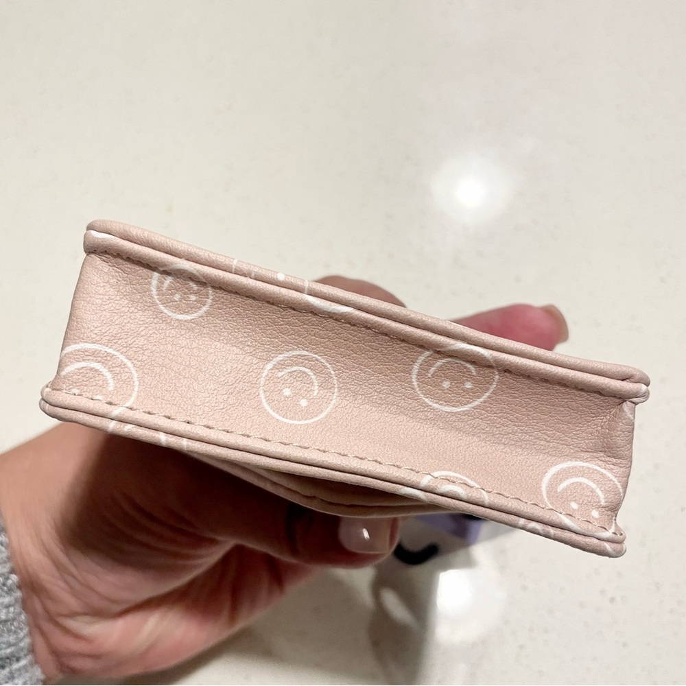 Madden Girl Smiley Face Pouch - Picture 5 of 8